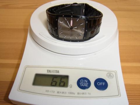 重さ66g、リンクベルトにしては異常に軽い