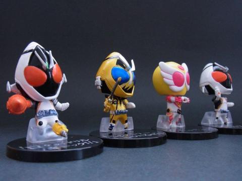 戦隊ものみたい。。。