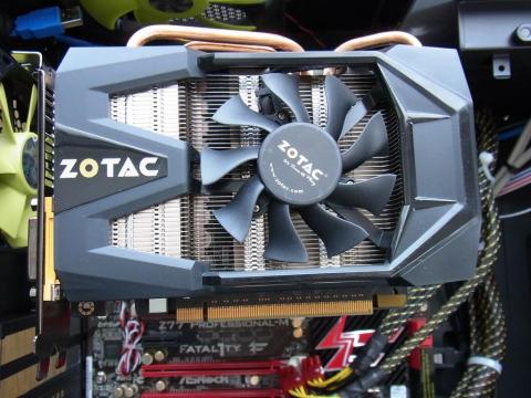 ZOTAC GTX560 1GB DDR5 SHORT