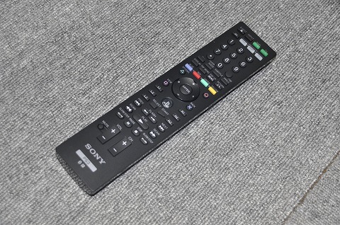 普通のTVリモコンと変わりありません