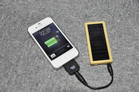iPhone4Sに給電