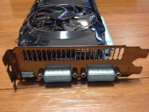 映像出力側から