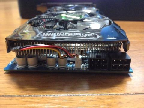 電源端子側から