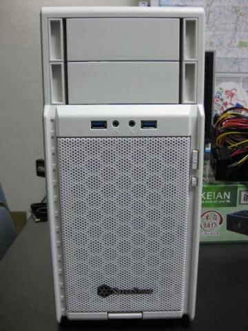 前面にUSB3.0が2つ