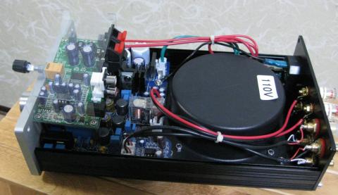 内部に「LXA-OT1」を、載せてみました。