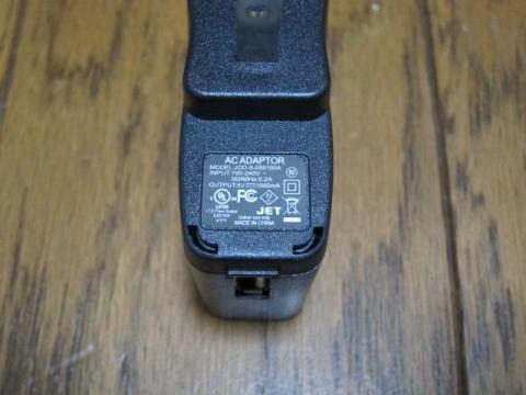 ACアダプタ