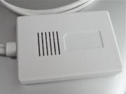 本体裏面スリット