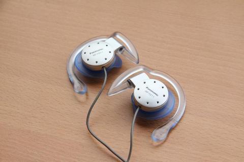 シルバー&ブルーでさわやかそうでイイ