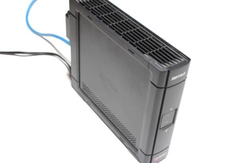 サイドが金属で、エアフローも考えてるヨ