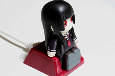 座るとこんな感じ