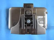 一番奥まで入れる…と、ホルダーのネジにぶつかるので