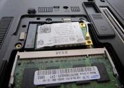 差し込んだだけだと、ちょっと浮いてます