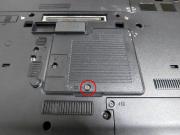 ネジを締めて完了