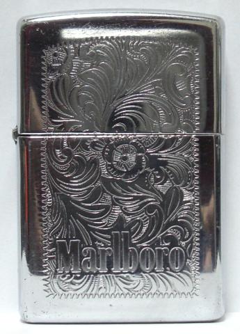 表面(Marlboroの刻印有り)