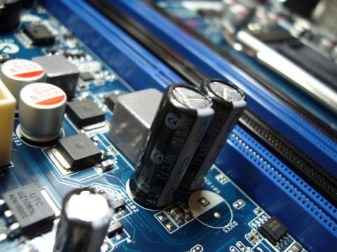 DZ68DB 電解コンデンサMATSUHITA