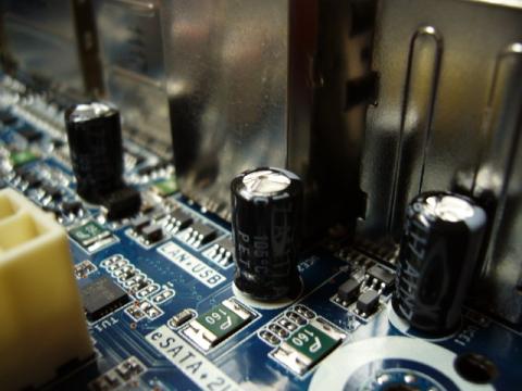 DZ68DB 電解コンデンサ