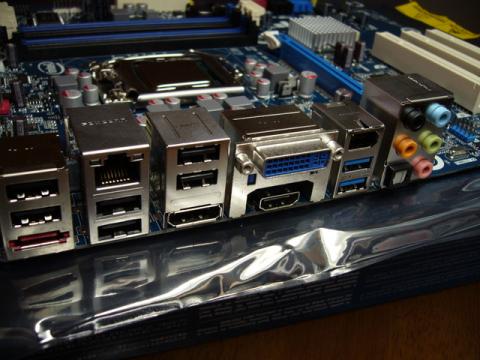 DZ68DB バックパネル