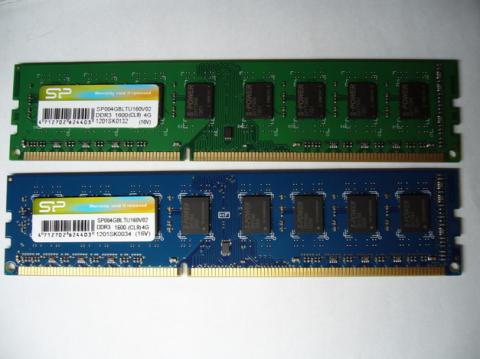 SP008GBLTU160V22_基板比較