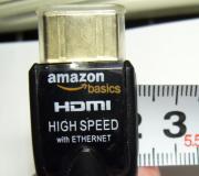 amazon hdmi コネクタ幅 20mm
