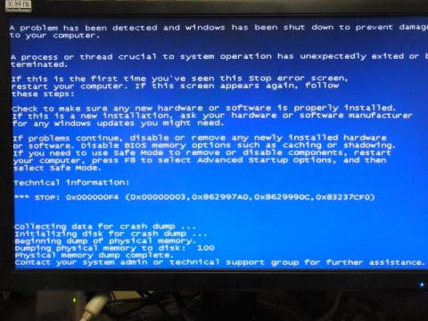 ベンチマーク最中にブルースクリーンで落ちた!?