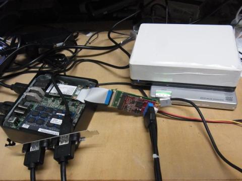 もうNUCの小型さのありがたみもありません(^^;