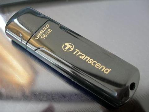 trenscend usb16g02.jpg