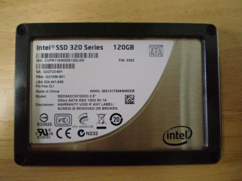 今回の主役、SSD!