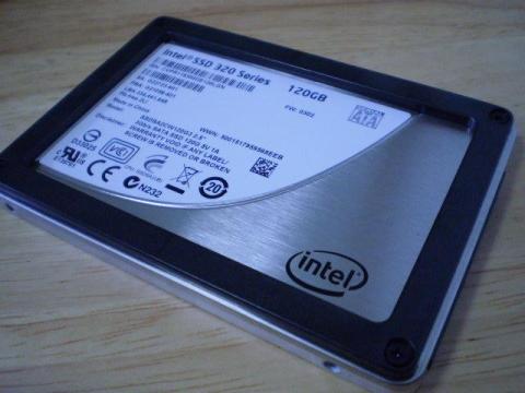 メタリックなデザインでかっこいいです