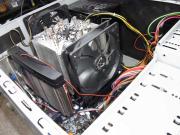 キツキツなZ68 M-ATXマザーの例(でかいクーラーつけんな)