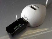 メーカー不明の白+ASRockレシーバー