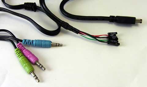 まさかの背面だし