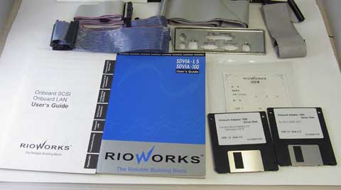 但しドライバディスクは欠品(あるのはオンボードデバイス用FDのみ)