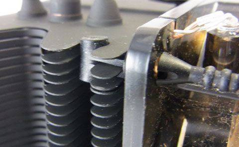 ファン固定ゴム