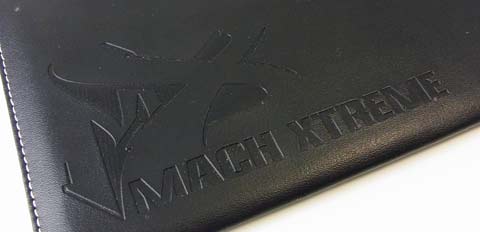 SSDのメーカだなんて誰も気づかない