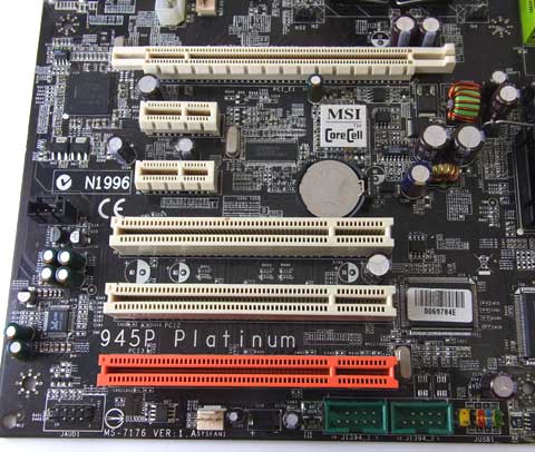 スロット周りは無難な並び