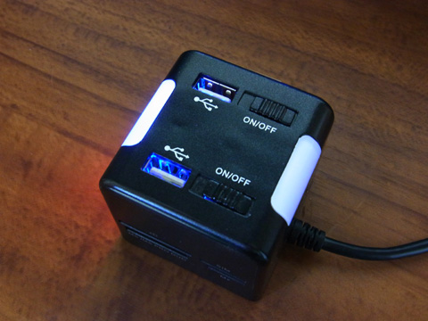 判りにくいけど前方のみ発光中