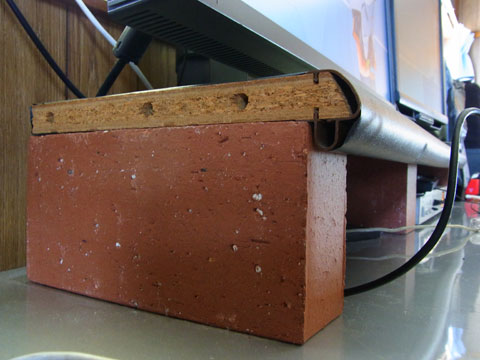 相変わらず乗っけただけ