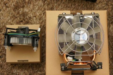 左が2600k付属クーラー