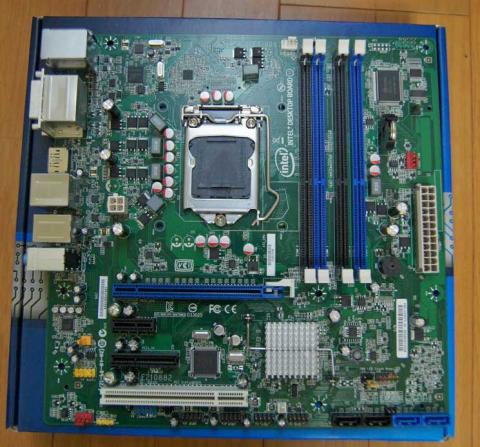 緑色の基盤。基盤といえばやっぱ緑でしょうw