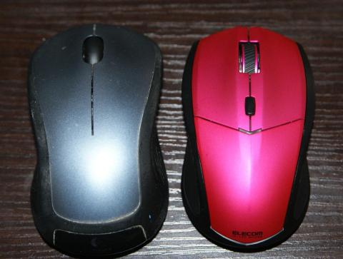 左がLogicool M310。右が新しいM-IR01DR