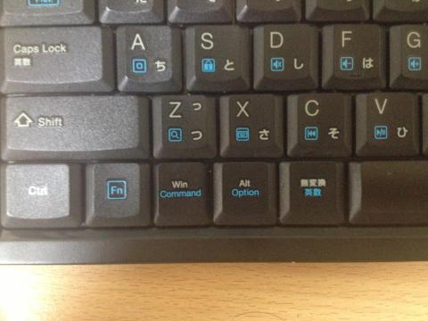 青字でMacの刻印もあり