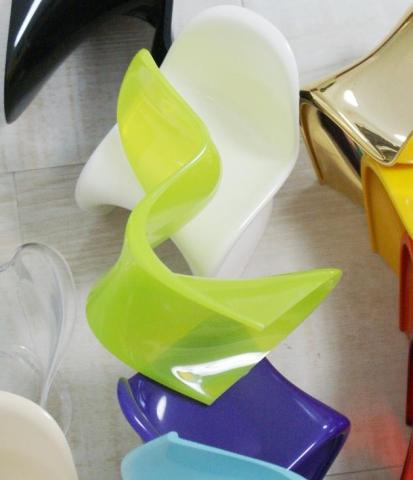 Pantone chair (miniature)×MOMA