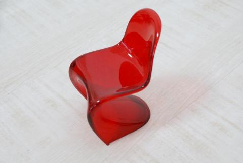 Pantone chair (miniature)clearred
