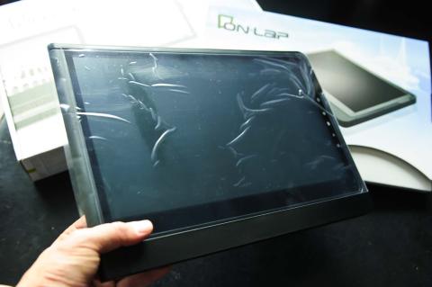 ON-LAP1301ディスプレー登場!!