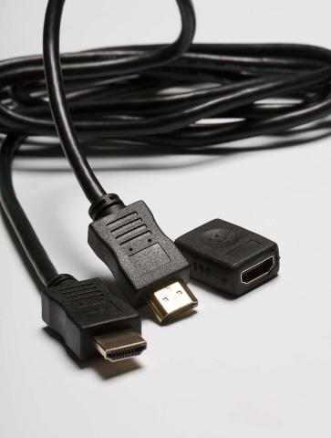 延長大作戦ですよ〜アダプターとコードを用意