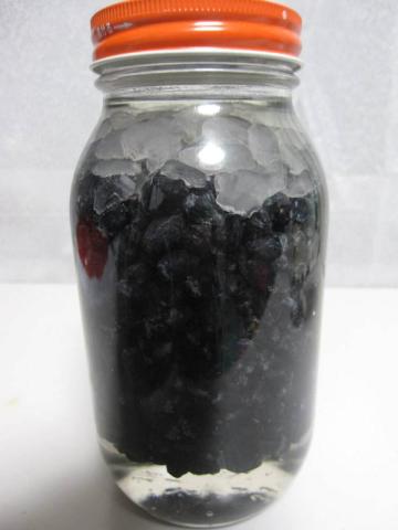 氷砂糖で漬け込み