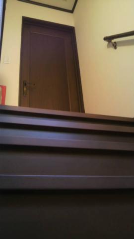 3Fへの階段の続き