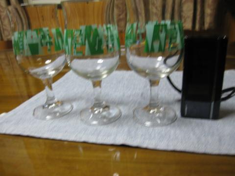 比較用に携帯をば^^