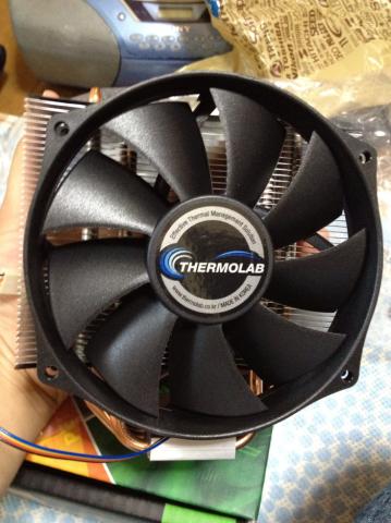 正面:13.5cmファン