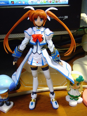 figma_nanoha5.jpg